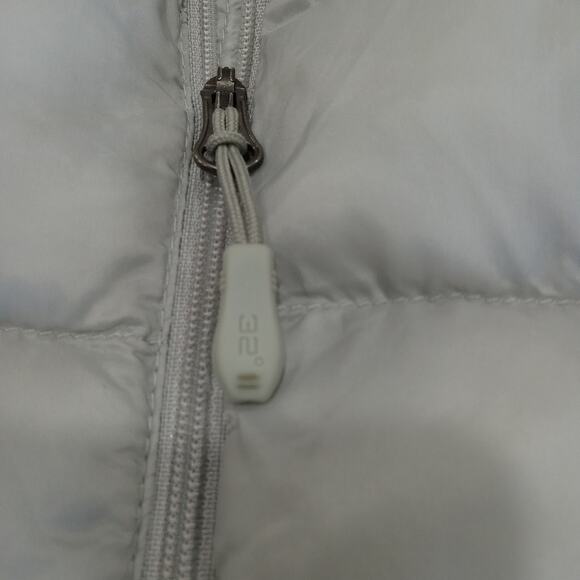 32 Degree Heat Women’s Full Zip Puffer Vest Gray Medium, Soft Lightweight Euc - Picture 5 of 13